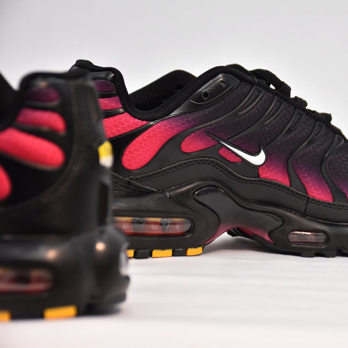Nike TN Rose Fluo Premium - التوصيل باطل 💖👟